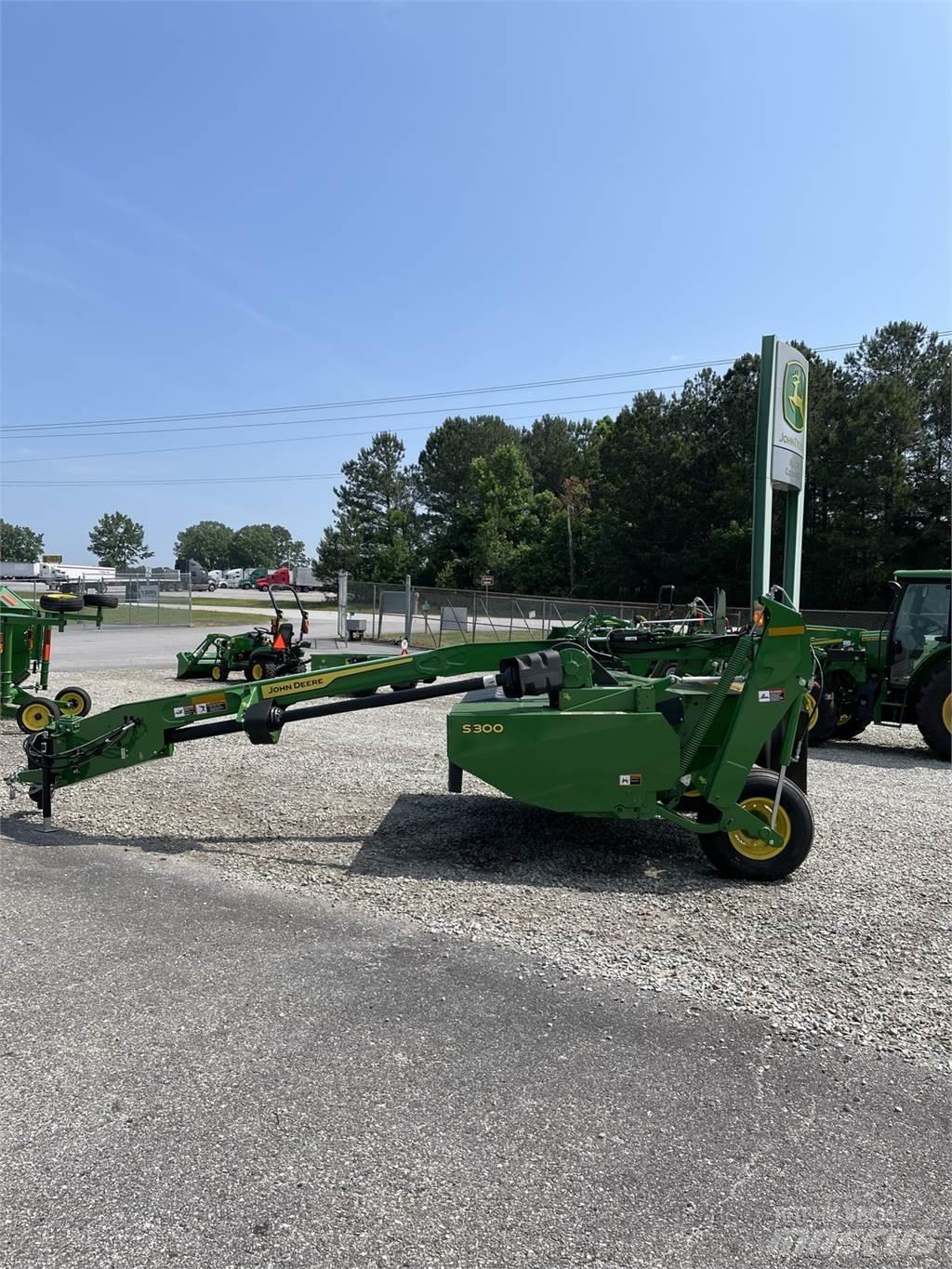 John Deere S300 Косилки-формувачі