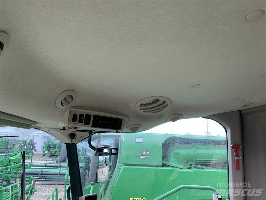 John Deere S680 Зернозбиральні комбайни