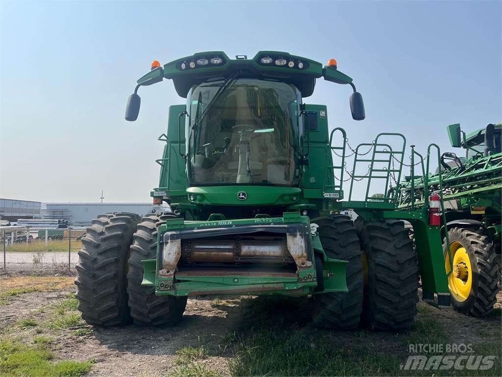 John Deere S680 Зернозбиральні комбайни