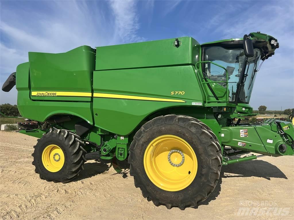 John Deere S770 Зернозбиральні комбайни