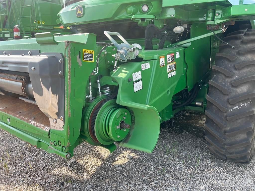 John Deere S770 Зернозбиральні комбайни