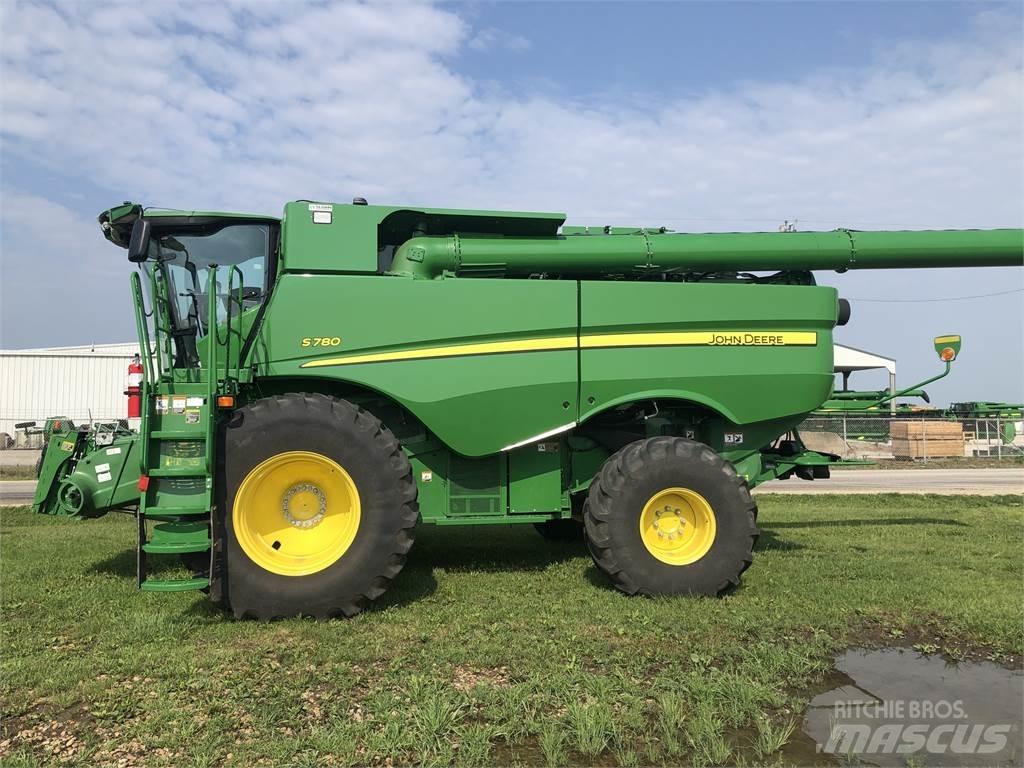 John Deere S780 Зернозбиральні комбайни