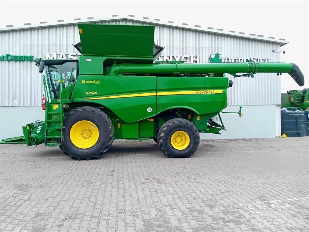 John Deere S790 Зернозбиральні комбайни
