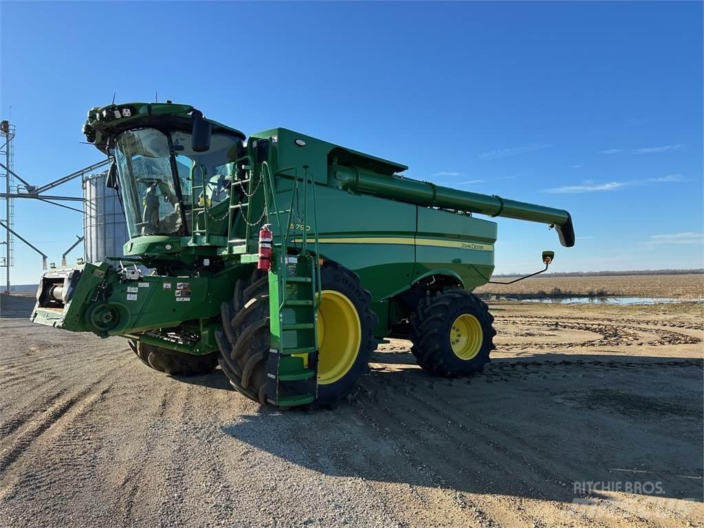 John Deere S790 Зернозбиральні комбайни