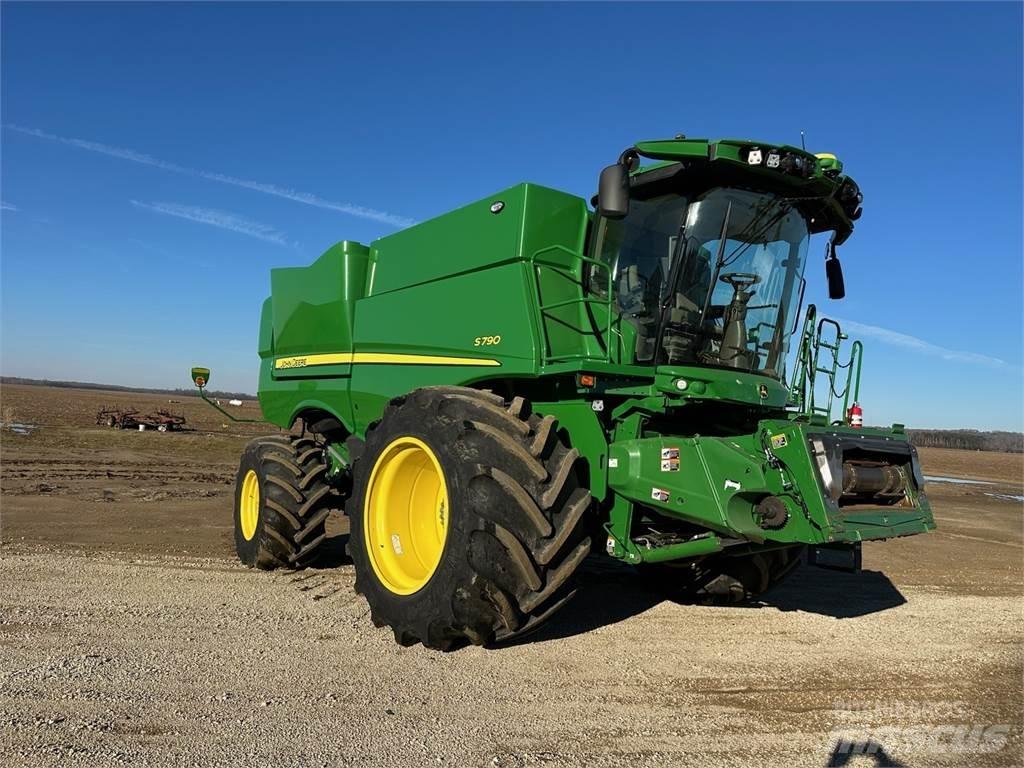 John Deere S790 Зернозбиральні комбайни