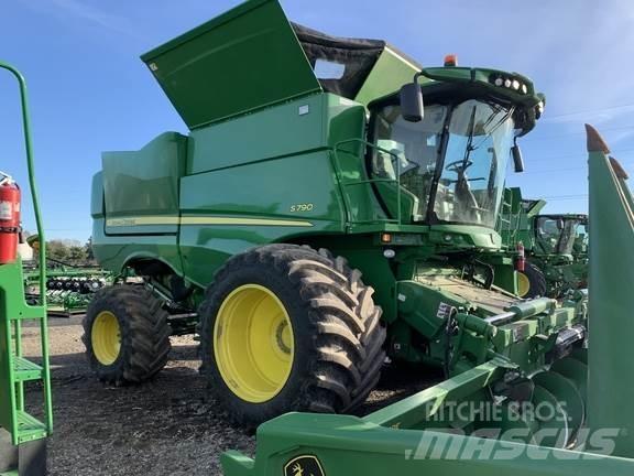 John Deere S790 Зернозбиральні комбайни