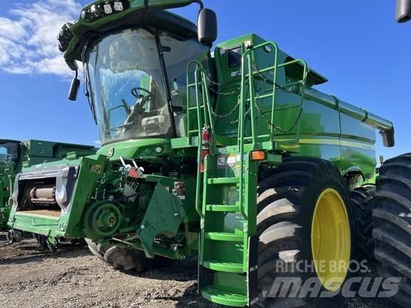 John Deere S790 Зернозбиральні комбайни