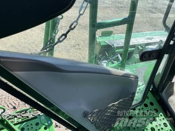 John Deere S790 Зернозбиральні комбайни