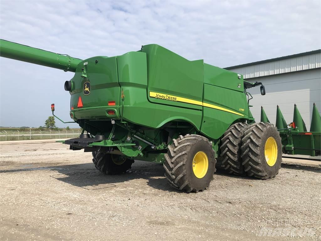 John Deere S790 Зернозбиральні комбайни