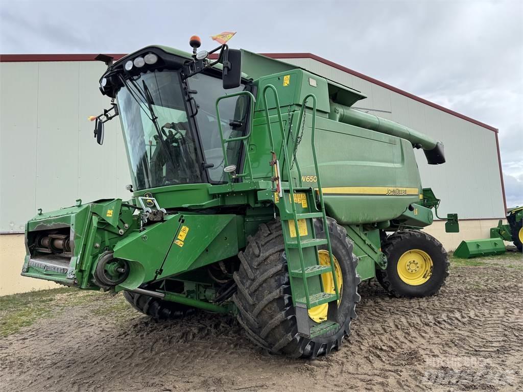 John Deere W650 Зернозбиральні комбайни