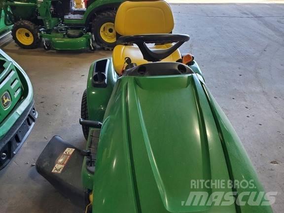 John Deere X304 Самохідні газонокосарки