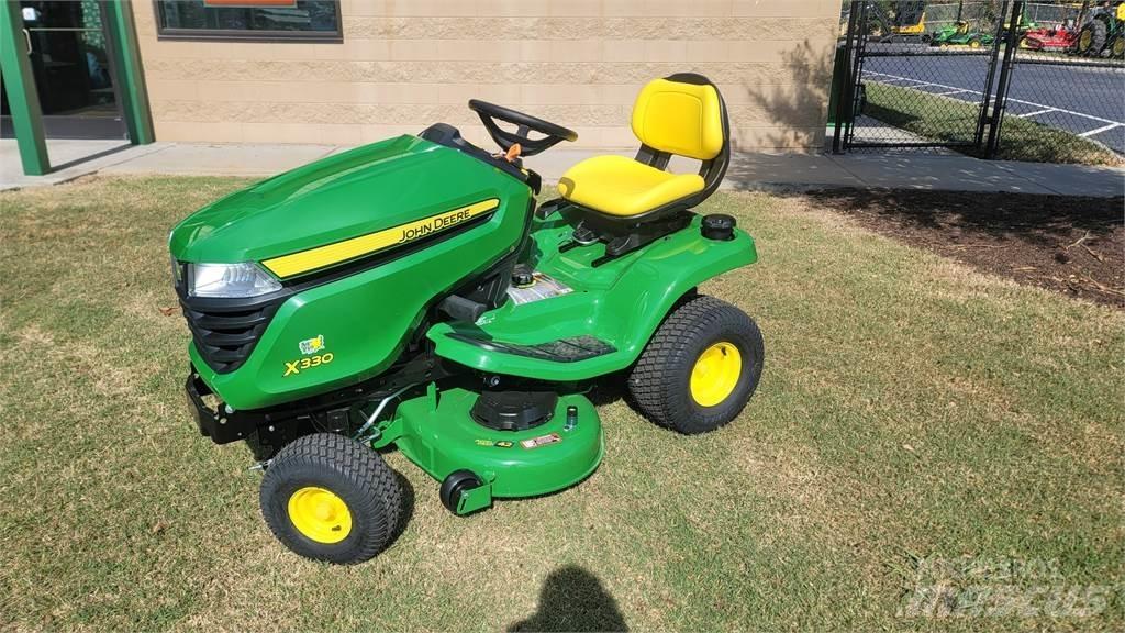 John Deere x330 Трактори
