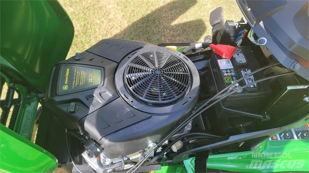 John Deere x330 Трактори