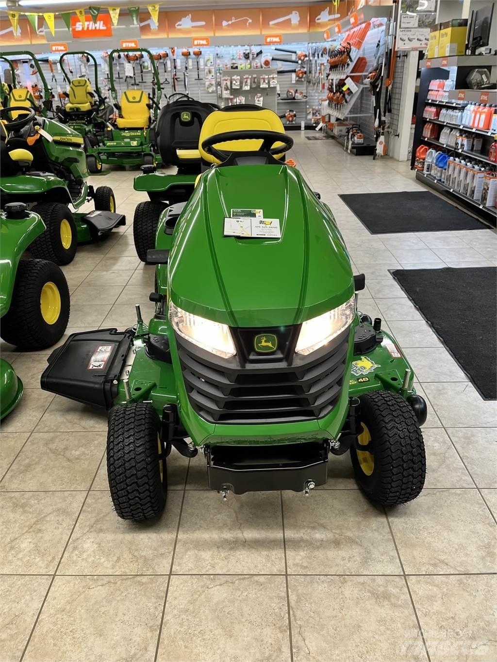 John Deere X350 Трактори