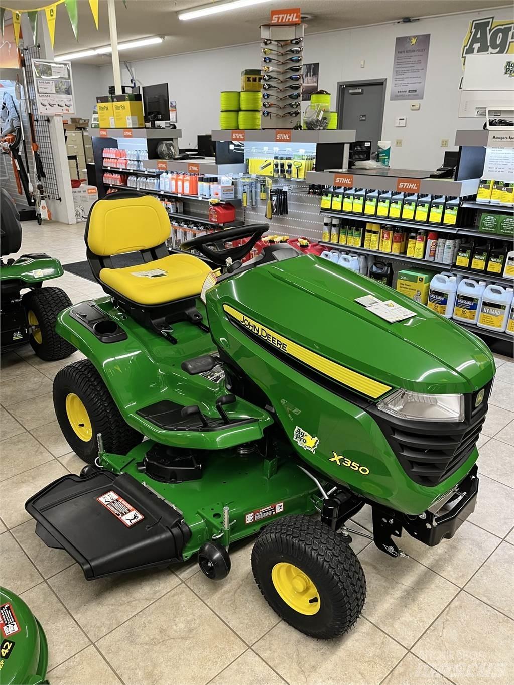 John Deere X350 Трактори