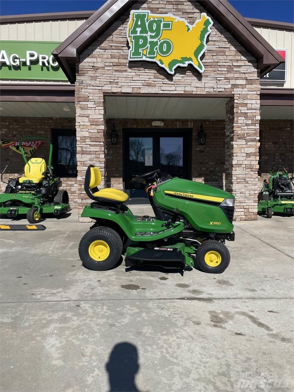 John Deere X350 Трактори