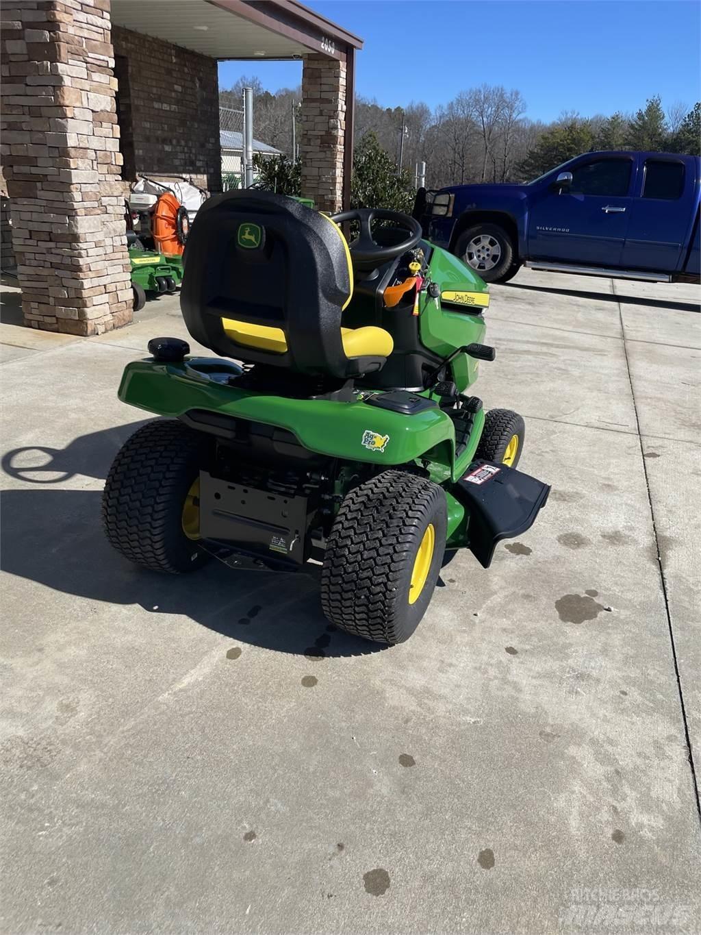John Deere X350 Трактори