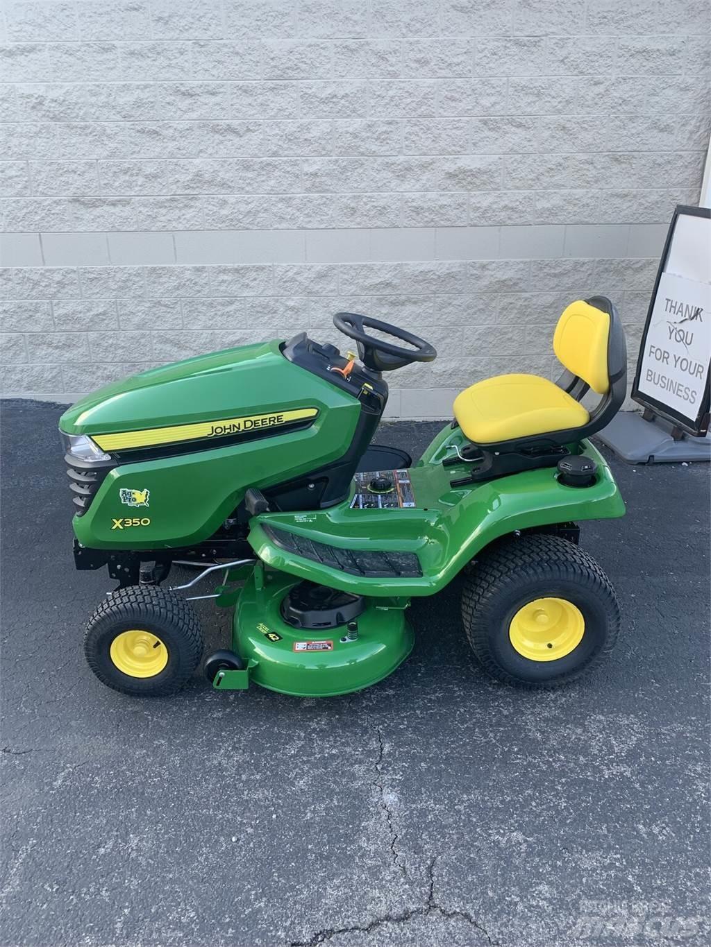 John Deere X350 Трактори