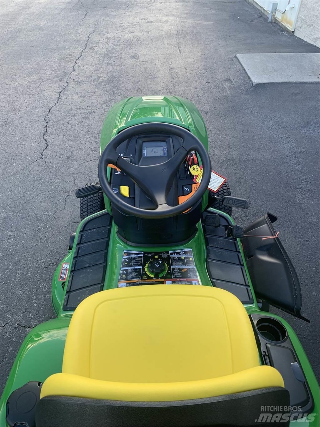 John Deere X350 Трактори