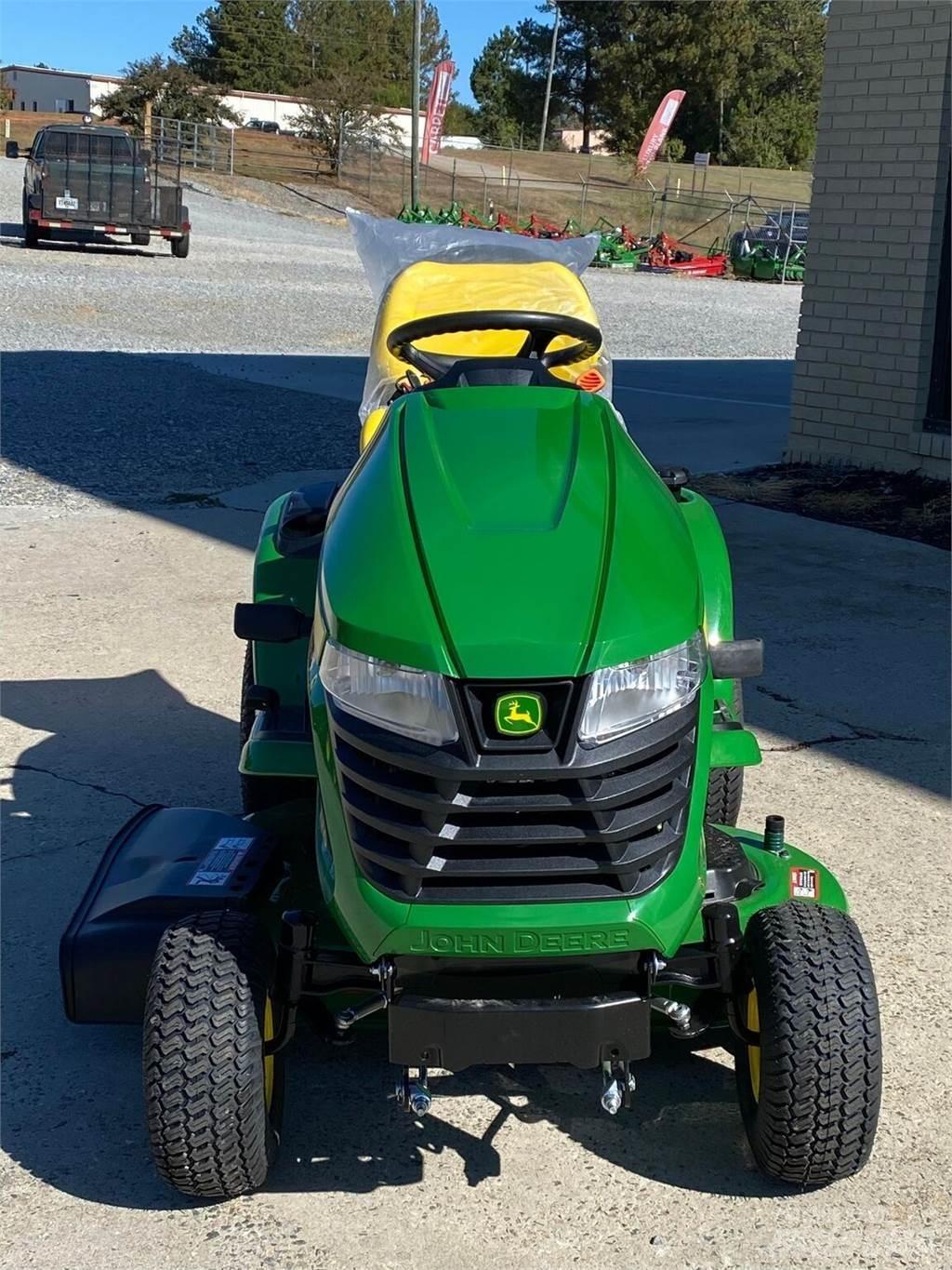 John Deere X350 Трактори