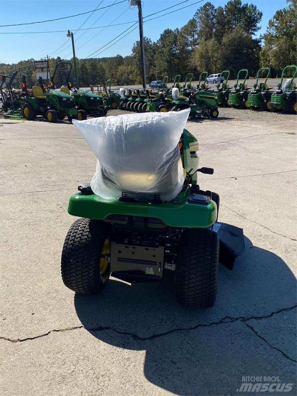 John Deere X350 Трактори
