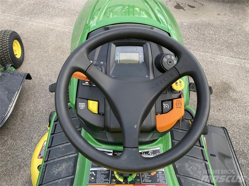 John Deere X350 Трактори