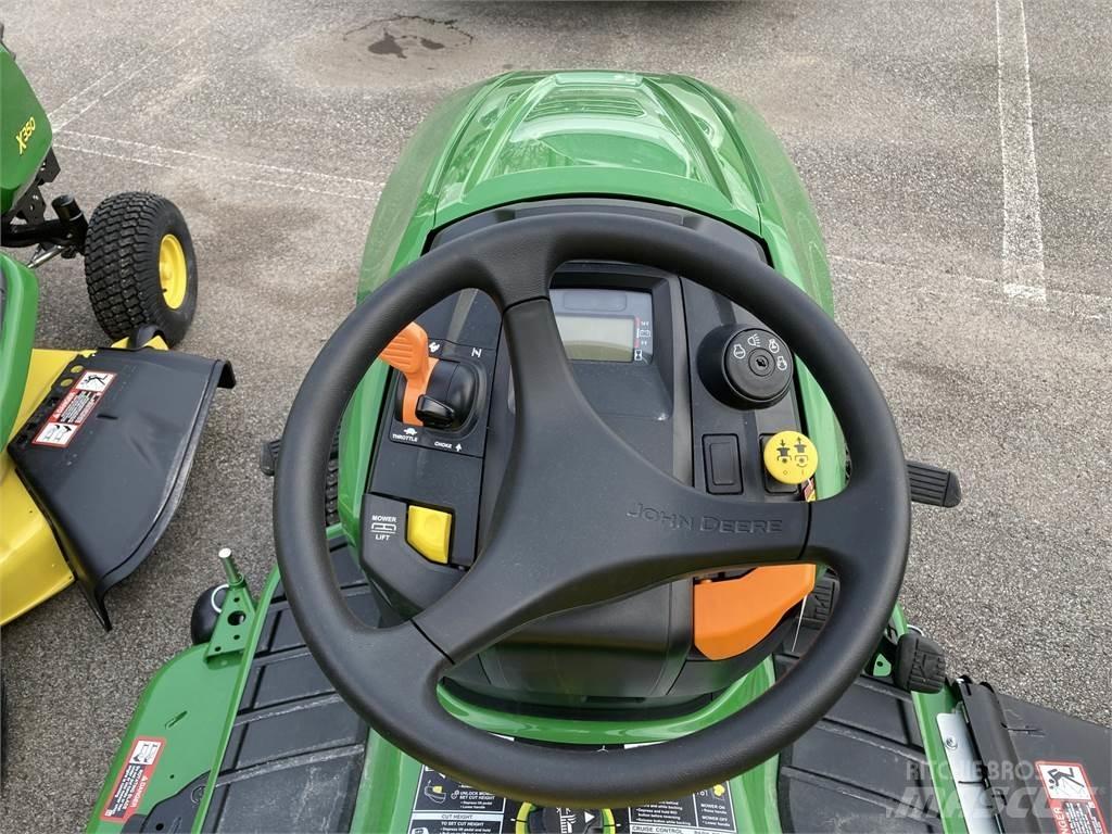 John Deere X350 Трактори