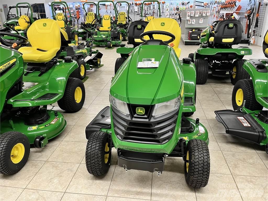 John Deere X370 Трактори