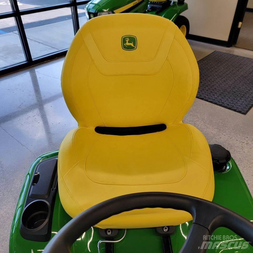 John Deere X380 Трактори