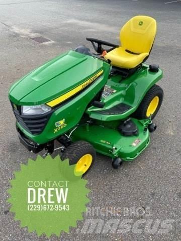 John Deere X380 Трактори