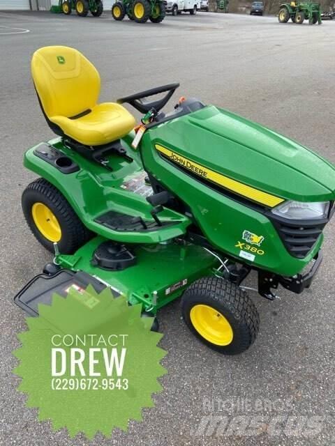John Deere X380 Трактори