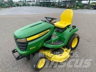 John Deere X540 Трактори