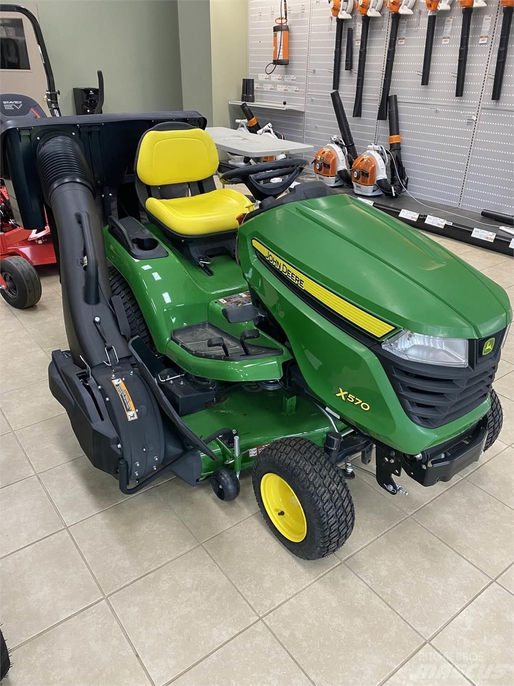 John Deere X570 Трактори