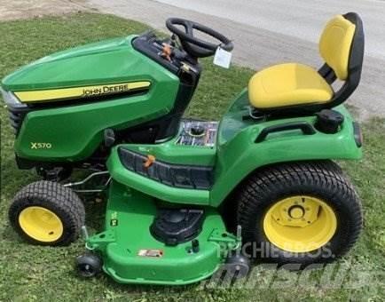 John Deere X570 Трактори