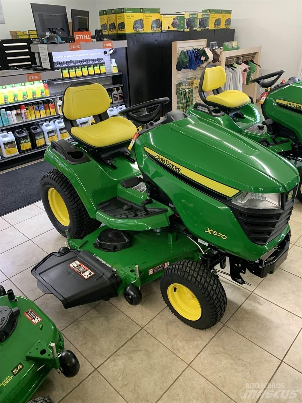 John Deere X570 Трактори