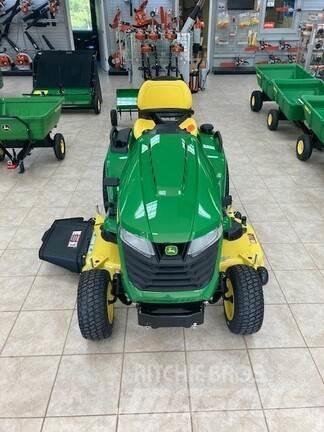 John Deere X570 Трактори