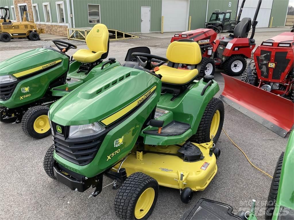 John Deere X570 Трактори