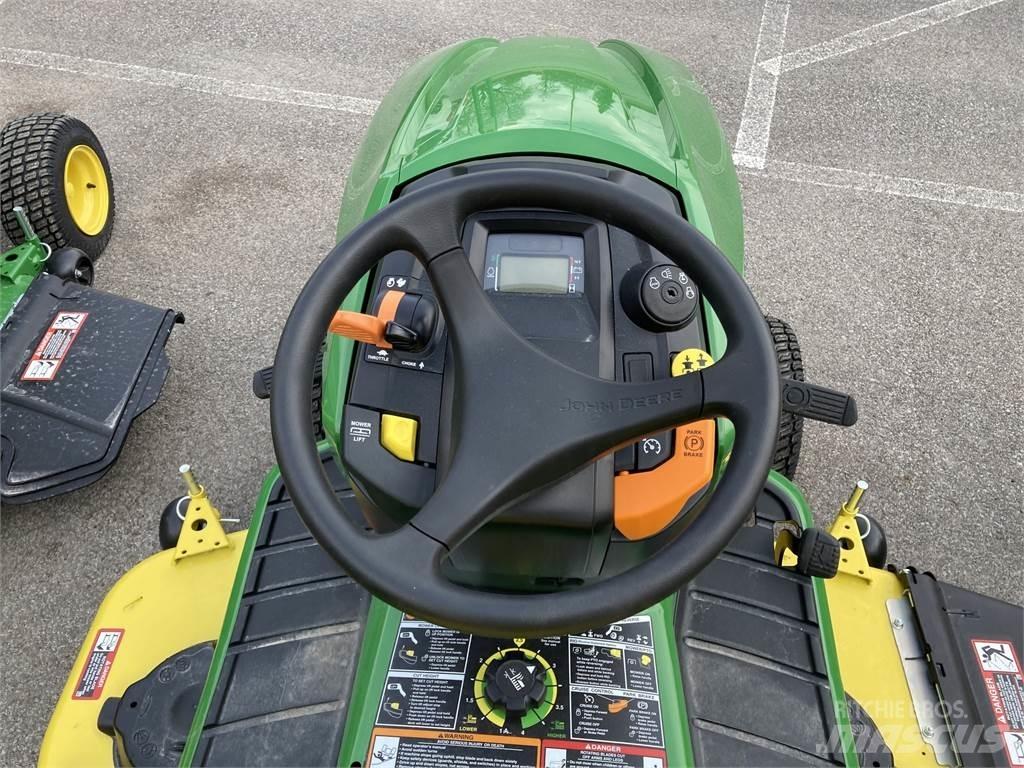 John Deere X570 Трактори