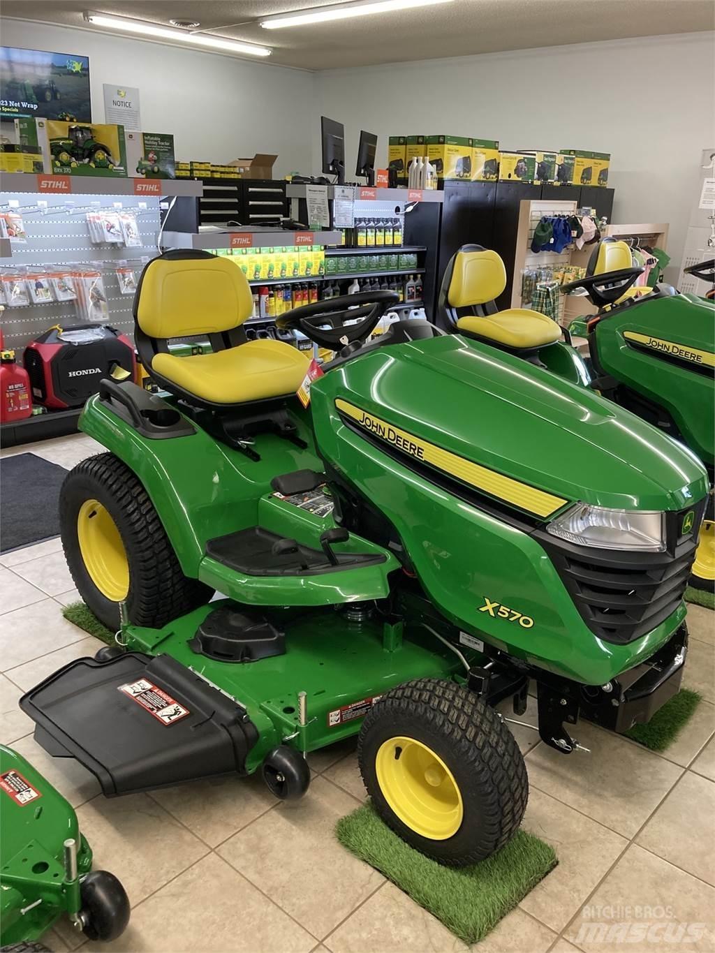 John Deere X570 Трактори