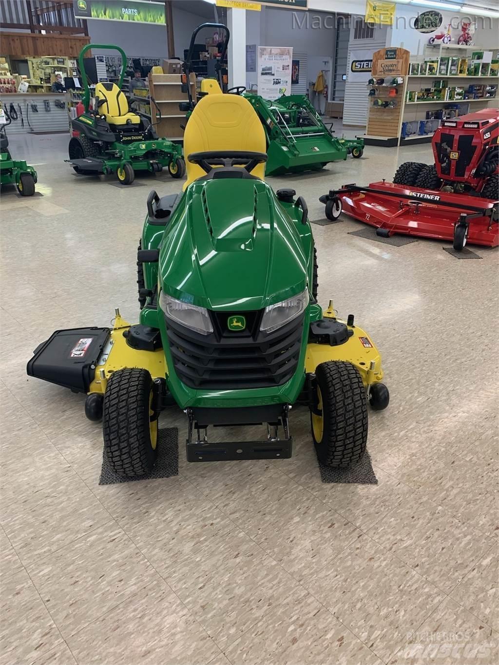 John Deere X590 Трактори
