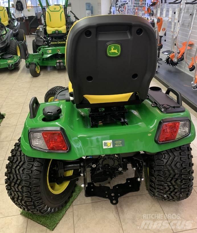 John Deere X739 Трактори