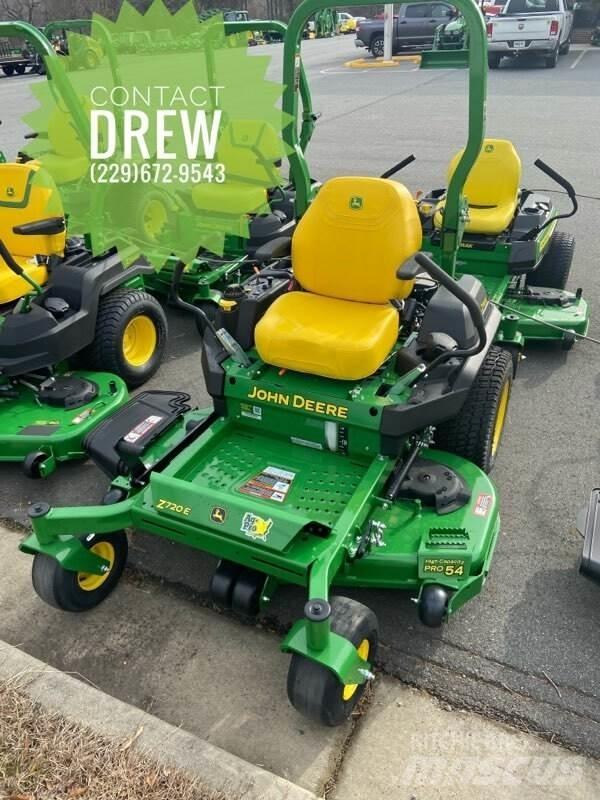 John Deere Z720E Zero turn косарки
