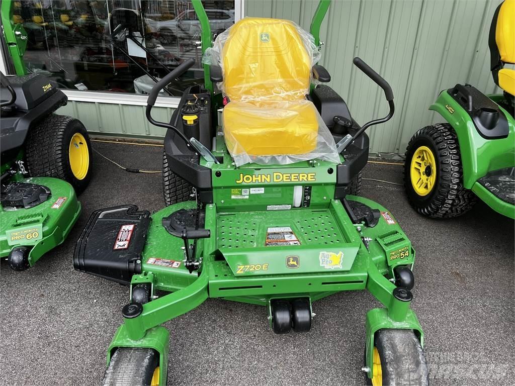 John Deere Z720E Zero turn косарки