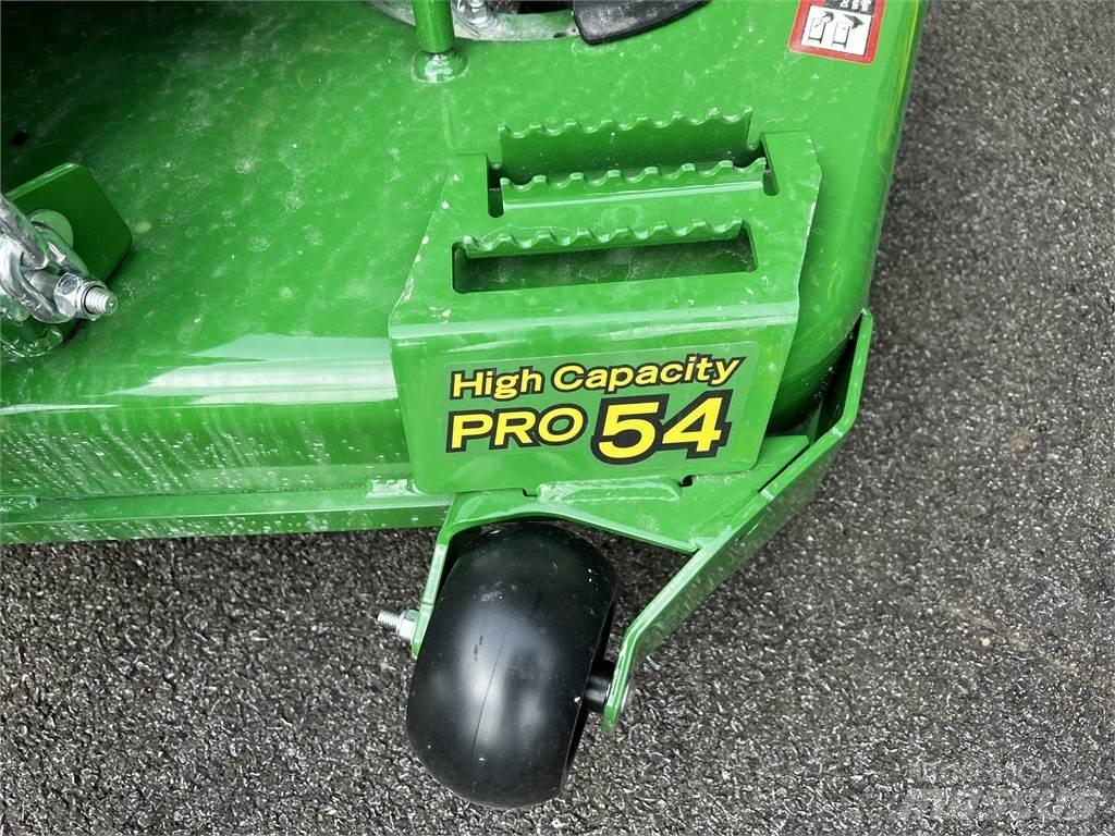 John Deere Z720E Zero turn косарки