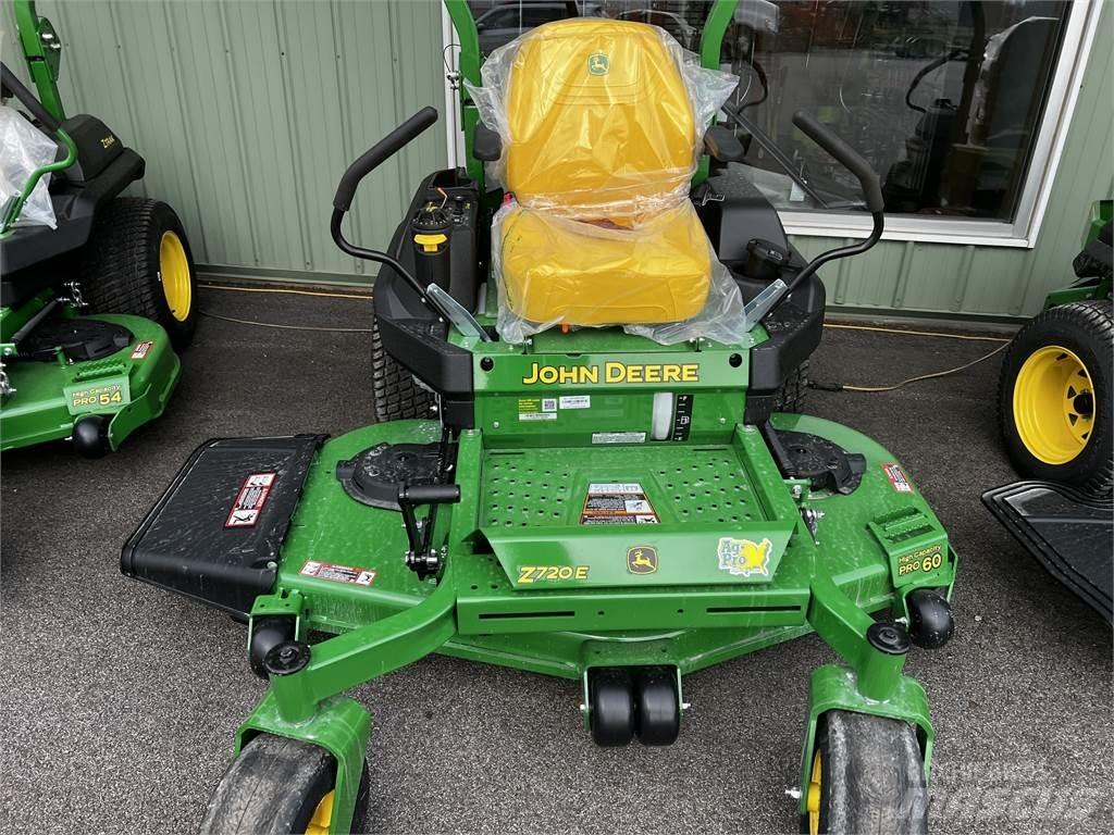 John Deere Z720E Zero turn косарки