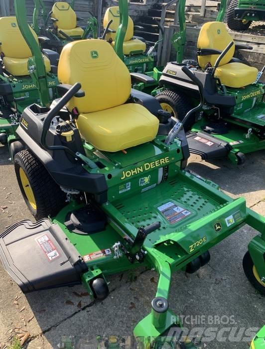 John Deere Z720E Zero turn косарки
