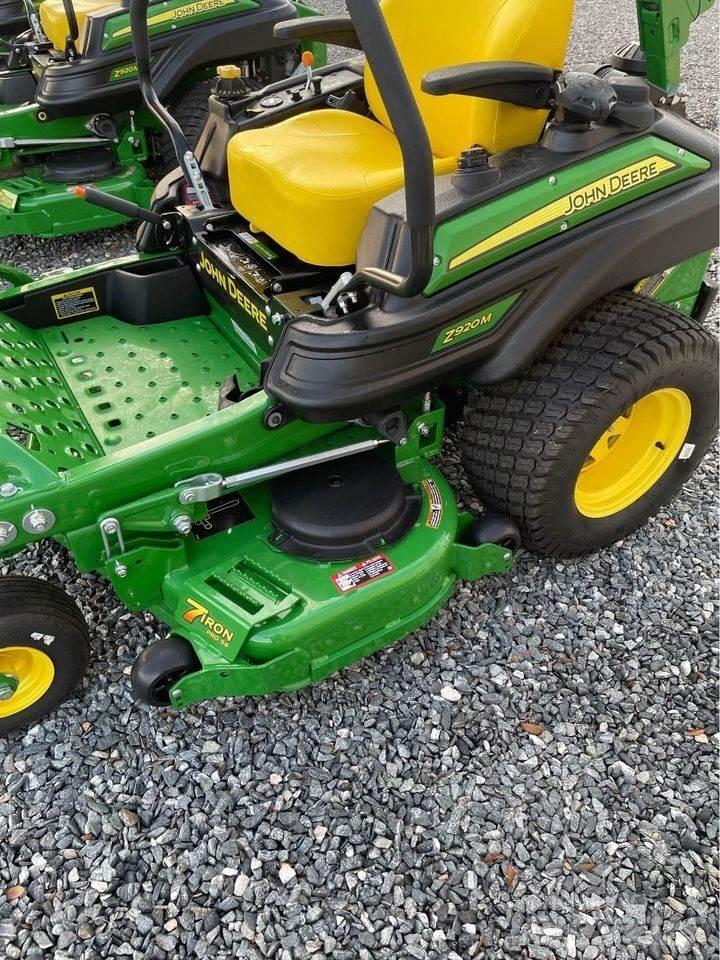 John Deere Z920M Zero turn косарки