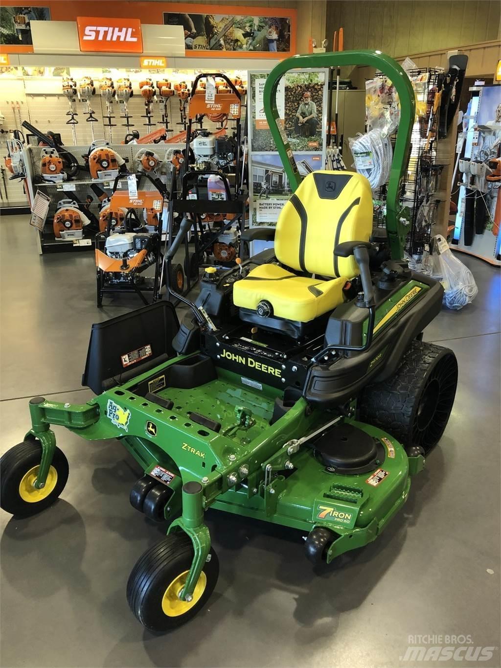John Deere Z970R Самохідні газонокосарки
