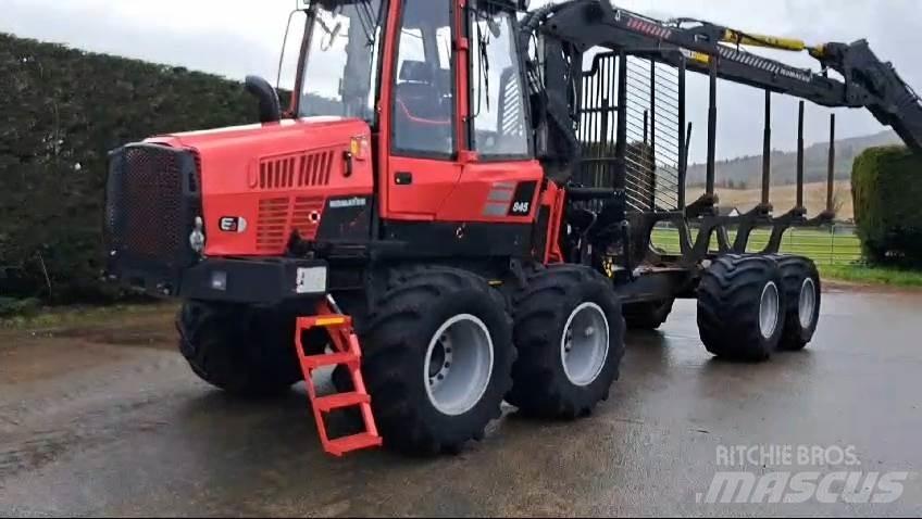 Komatsu 845 E 3 Форвардери