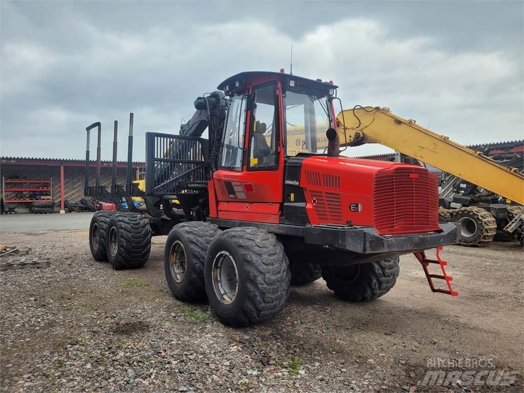 Komatsu 855 Форвардери